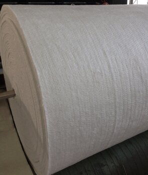 玻璃纤维针刺毡 汽车隔热保温材料的革新选择